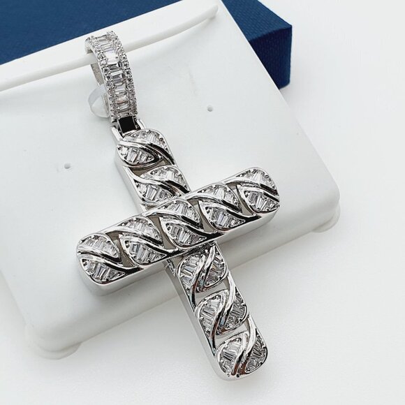 "925 Sterling Silver Plated CZ Pendant, EVBRS482 - Picture 3 of 10